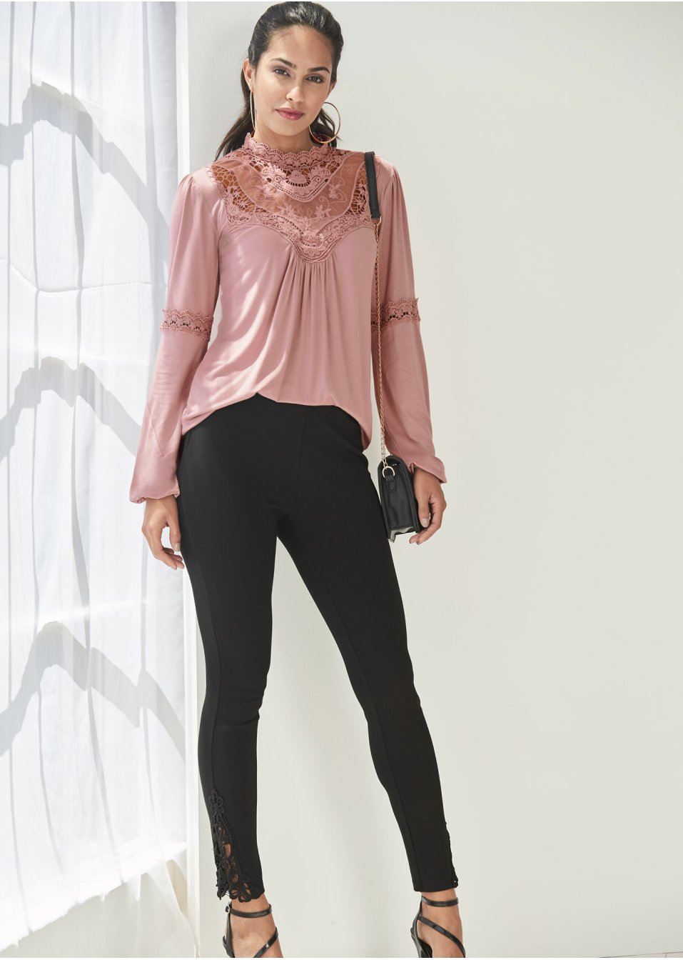T-shirt manches longues avec dentelle