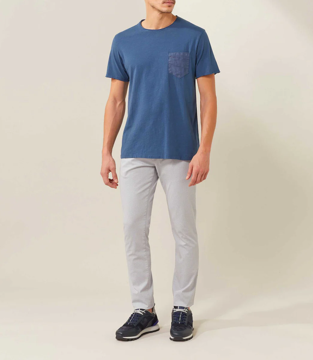 T shirt col rond marine avec poche poitrine en lin 