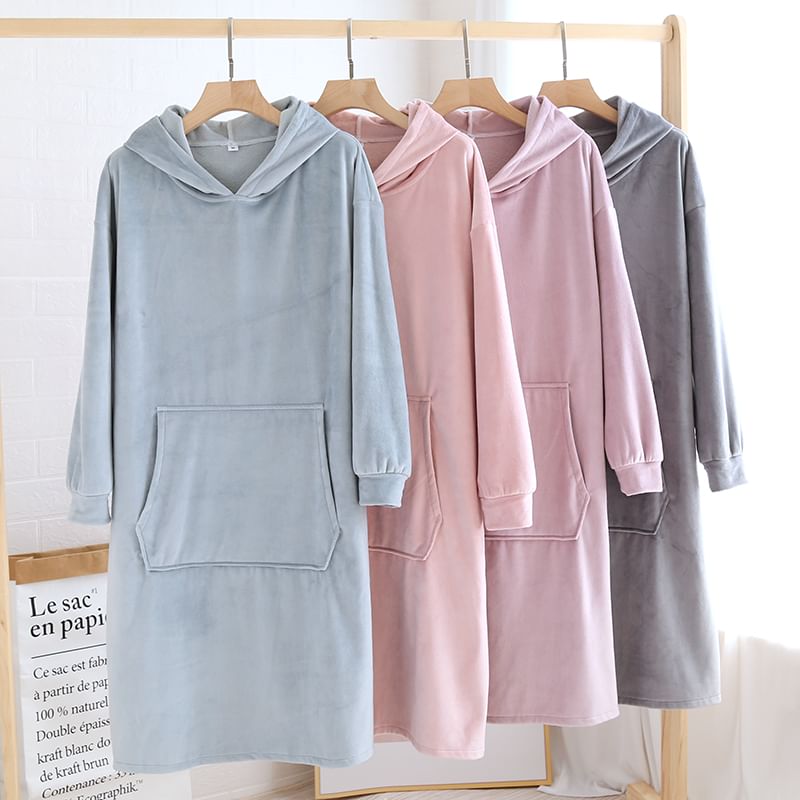 Finlies - Bijpassende effen pyjamajas met capuchon voor koppels (verschillende ontwerpen)