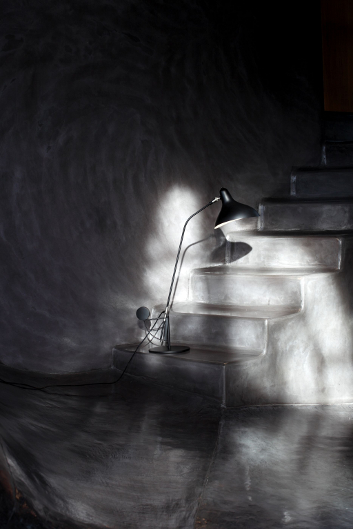 DCW éditions Mantis BS3 bureaulamp zwart