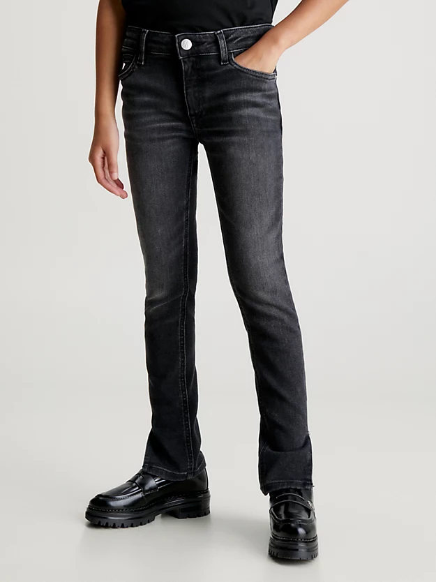 Calça jeans skinny com risvolto