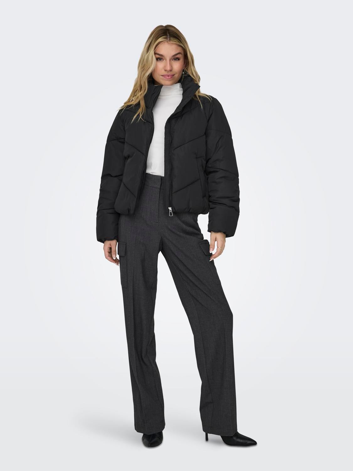 ONLMAGGI Daunenjacke Black