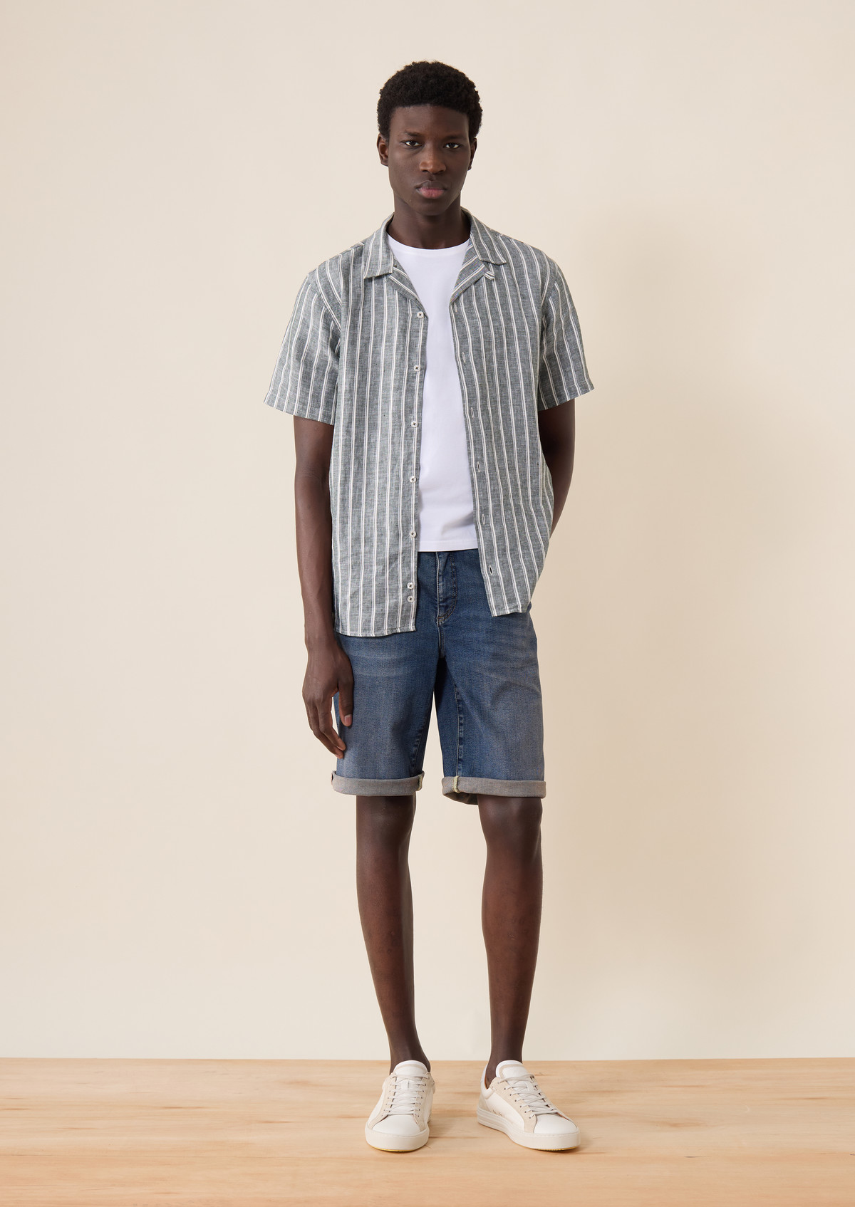 Bermuda en coton mélangé stretch uni bleu ardoise