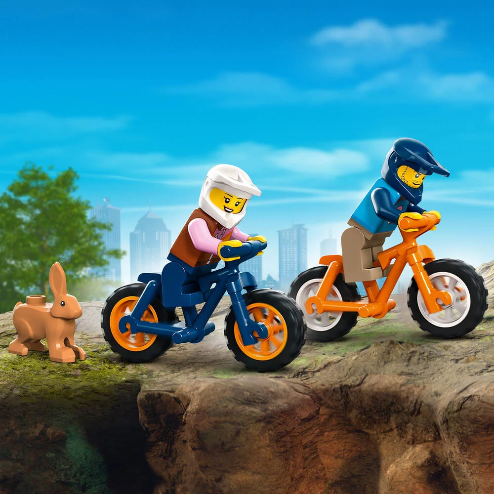 LEGO®CITY 60387 - LES AVENTURES DU 4X4 TOUT-TERRAIN