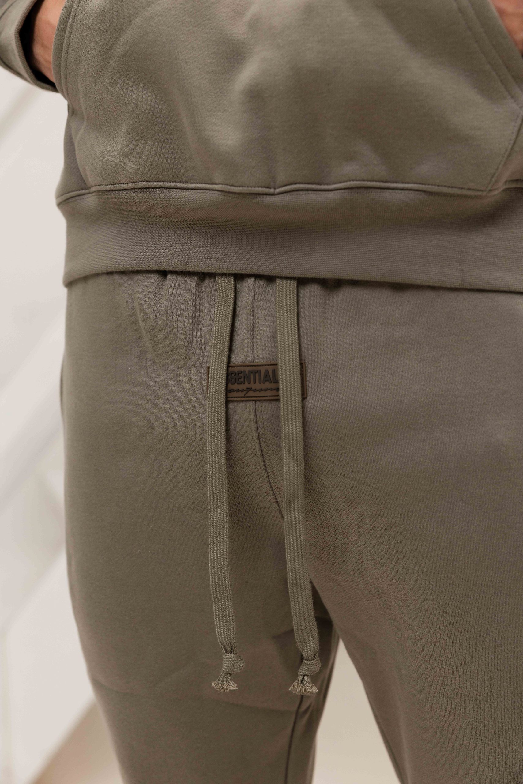 Cou7ure Essentials Rubber Trainingspak Heren Groen