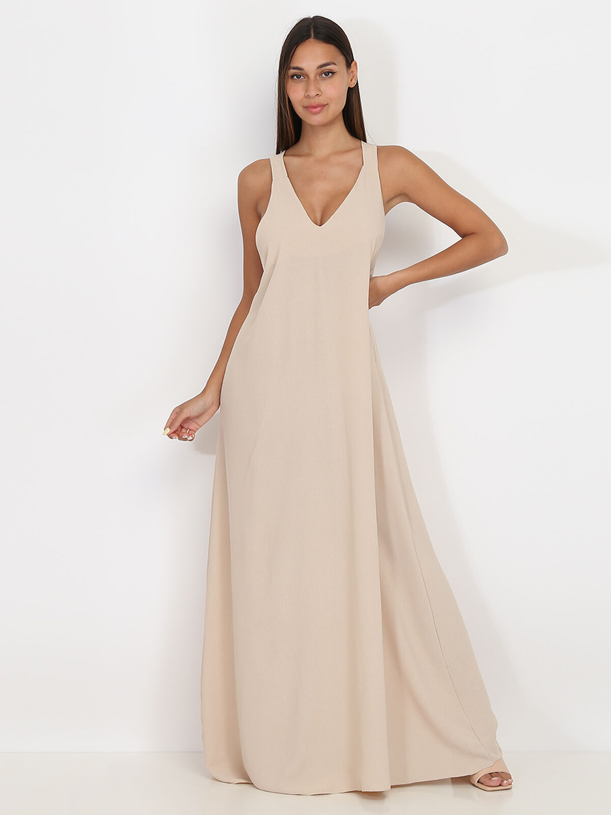 Robe longue et ample à dos croisé- Beige