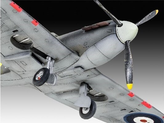 Revell - Supermarine Spitfire Mk.Iia Fly - 1:72 - Level 3 - 03953