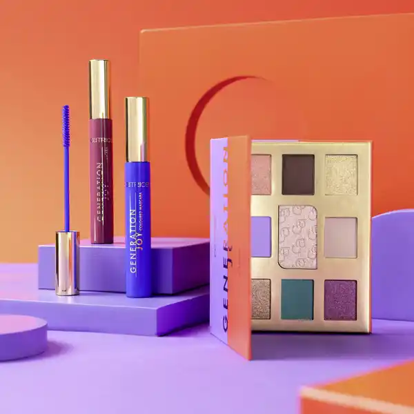 GENERATION JOY Eyeshadow Palette C01 Show It Off