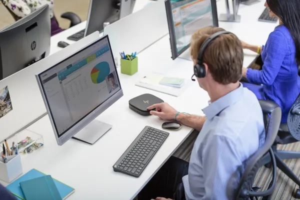 HP UC Wireless Duo - Headset - på øret - Bluetooth - trådløs - NFC