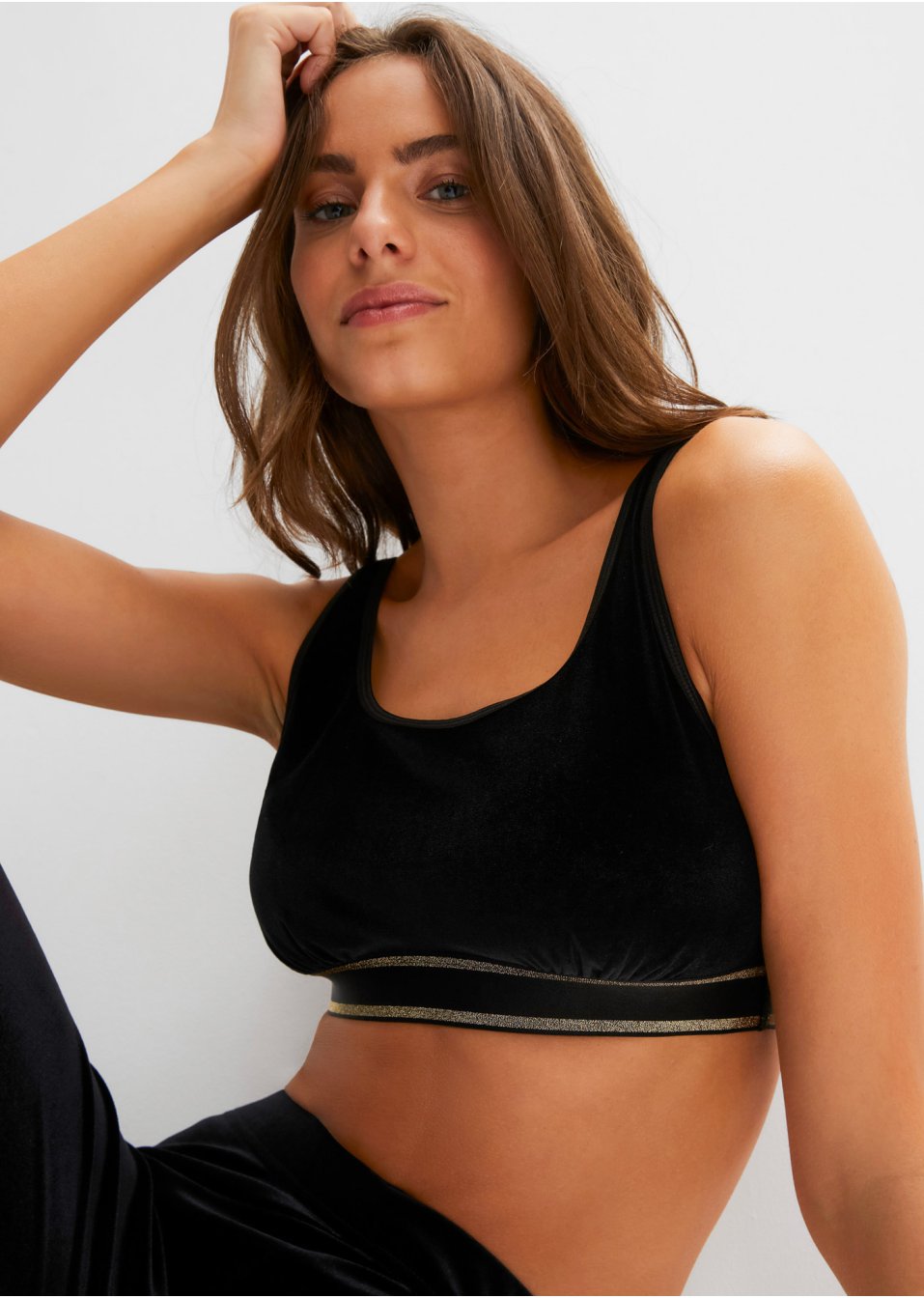 Brassière en velours