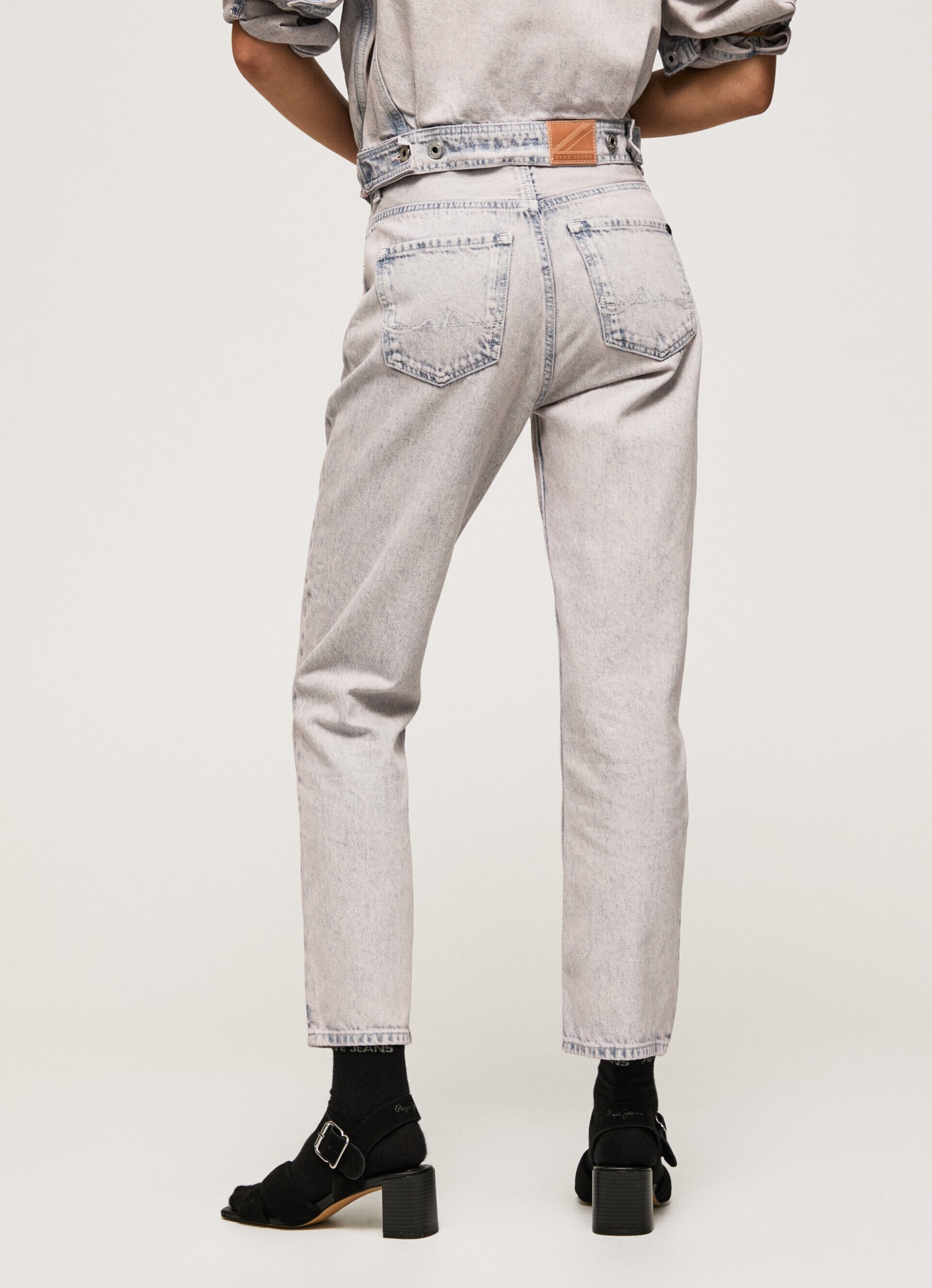 Calça jeans JEAN CELYN, corte reto, cintura alta - jeans