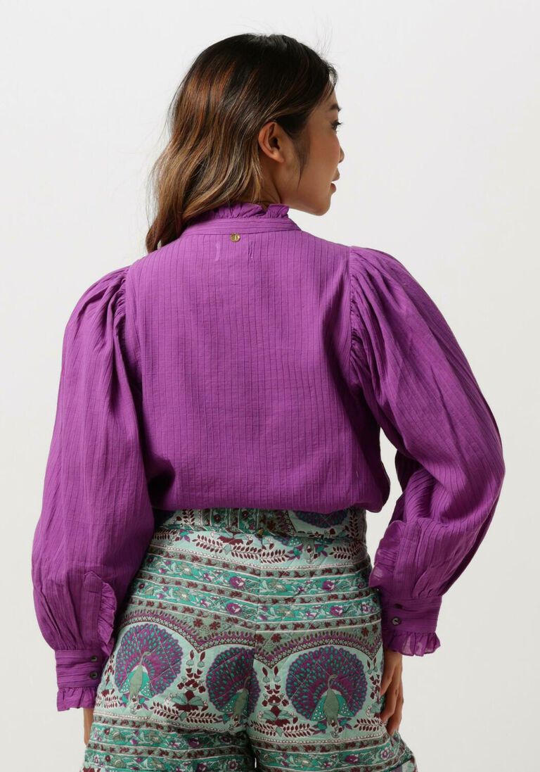 ANTIK BATIK paarse antik batik blouse avon blouse