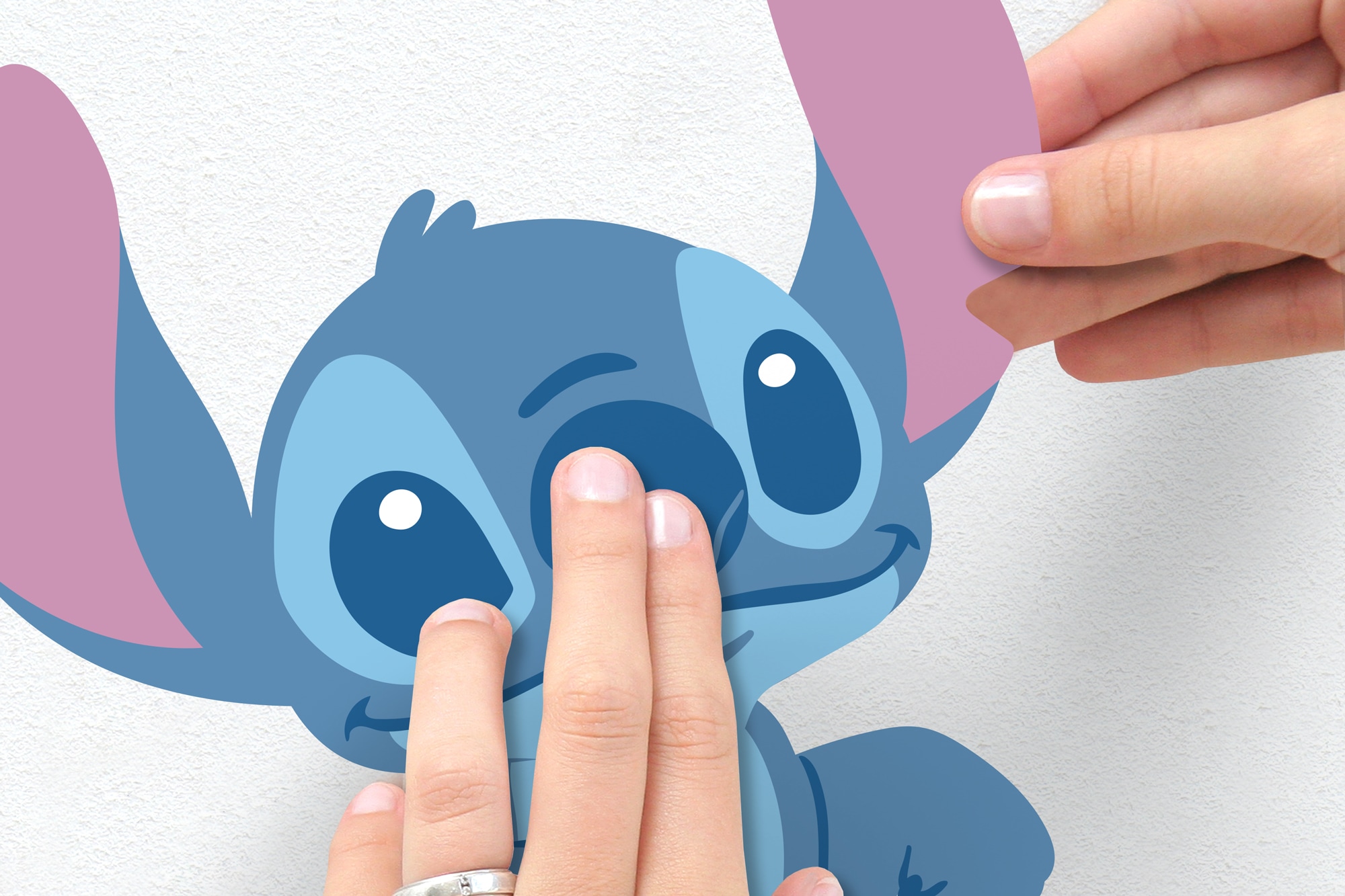 Komar Wandtattoo »Stitch Aloha - Grösse 50 x 70 cm« selbstklebend, Wandsticker, Kinderzimmer