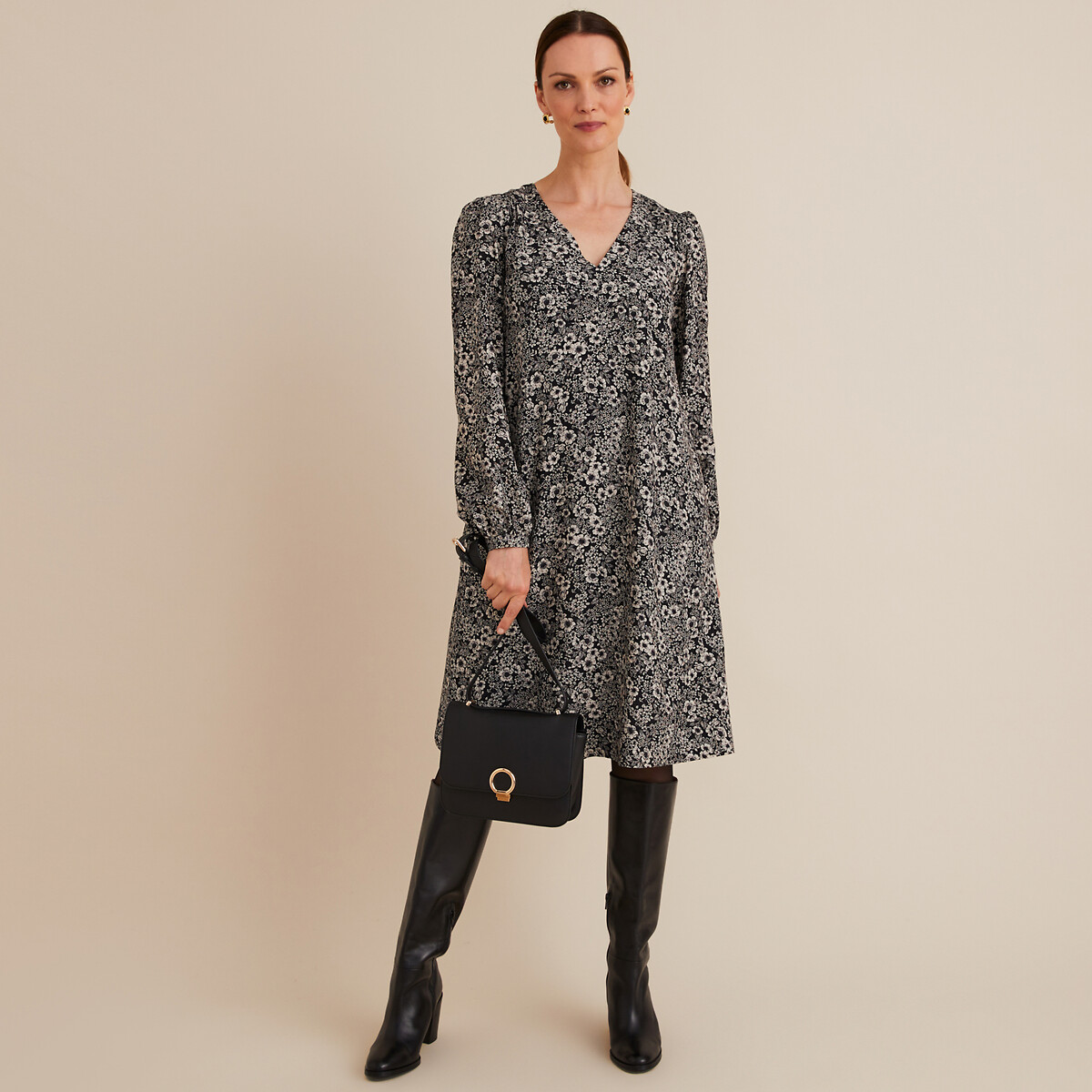 ANNE WEYBURN<br>Vestido florido, estampa floral, comprimento midi