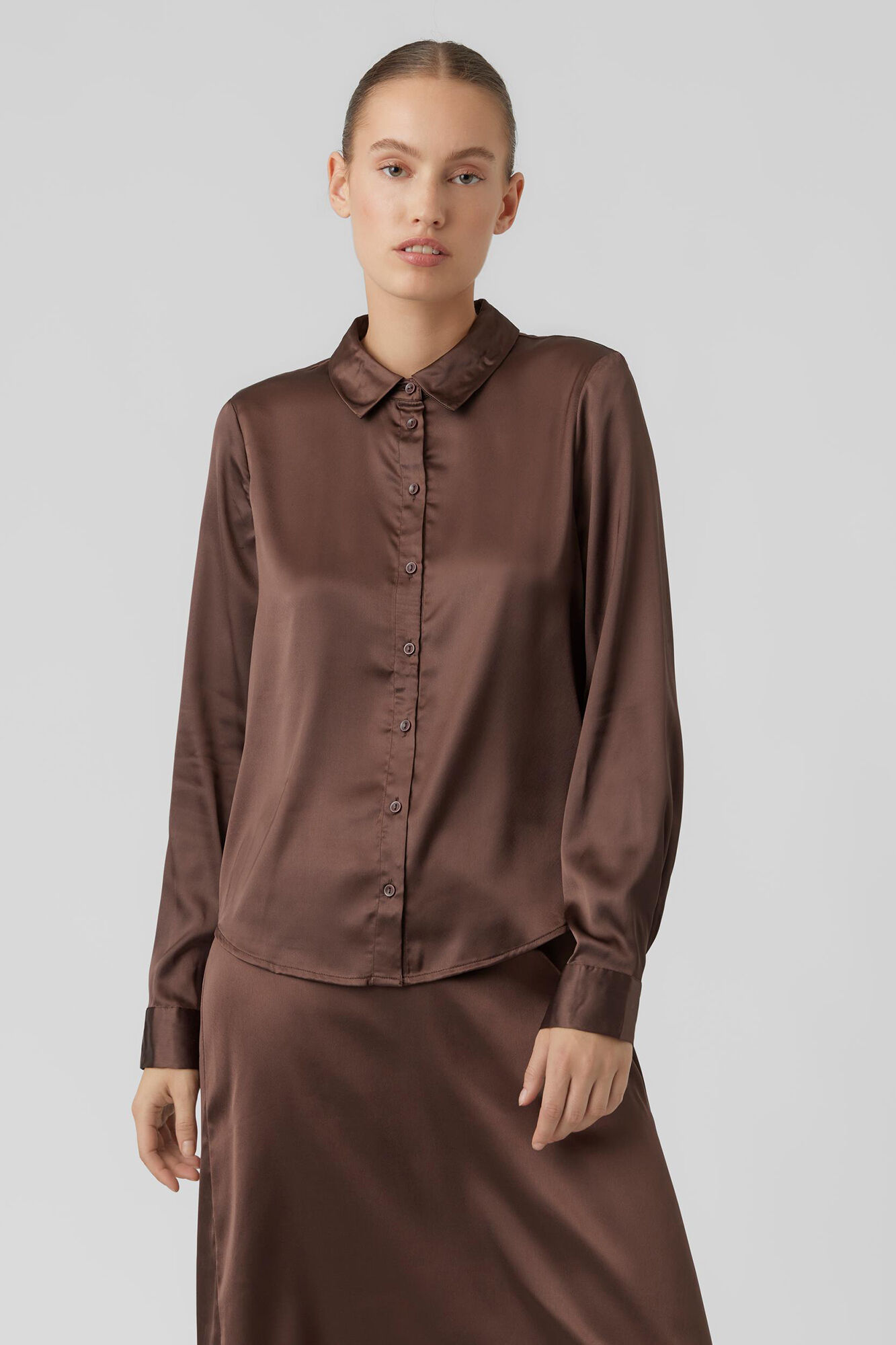 Camisa básica feminina de manga comprida - Marrom