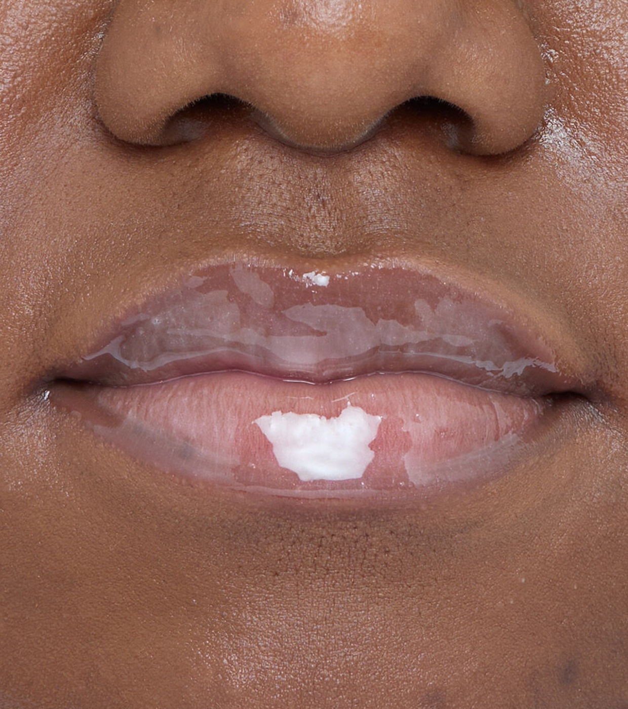 Revolution - Delineador labial Pout Liner - Glaze Clear