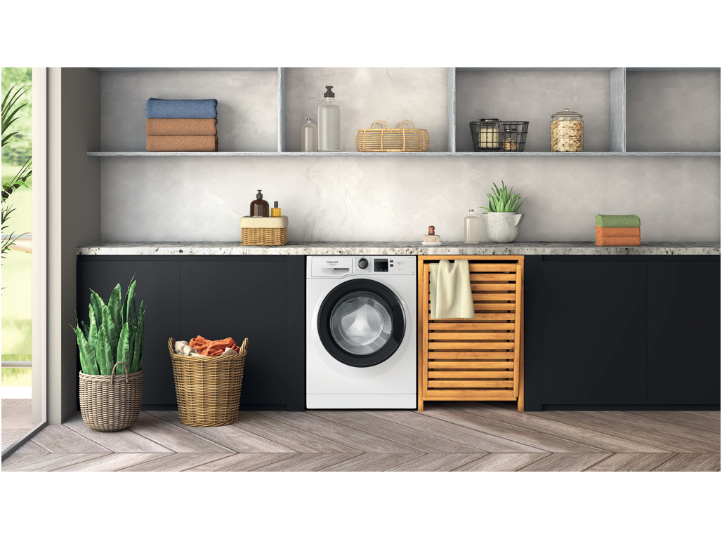 MÁQUINA DE LAVAR ROUPA HOTPOINT NWS 7469 WK SPT - BRANCO A 7KG