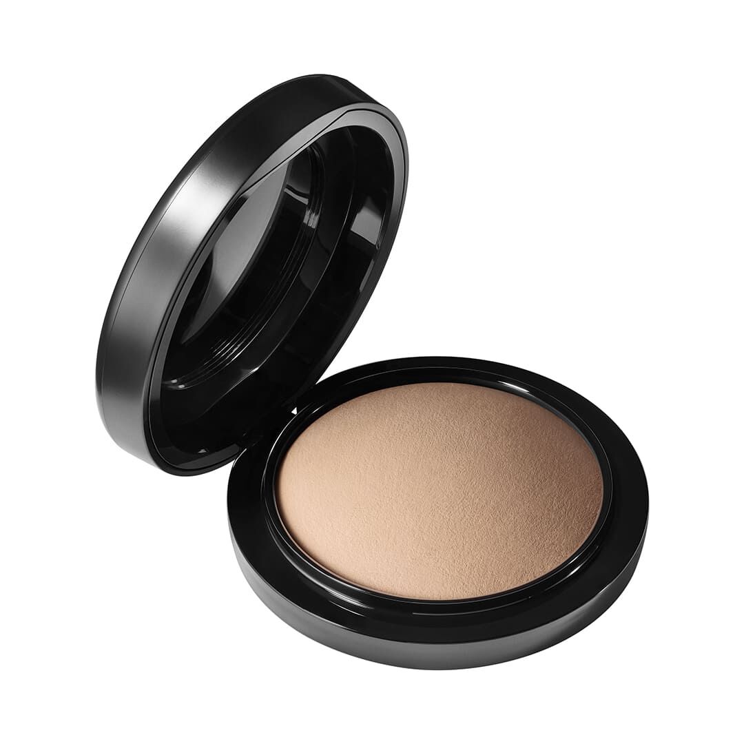 MAC MINERALIZE SKINFINISH NATURAL