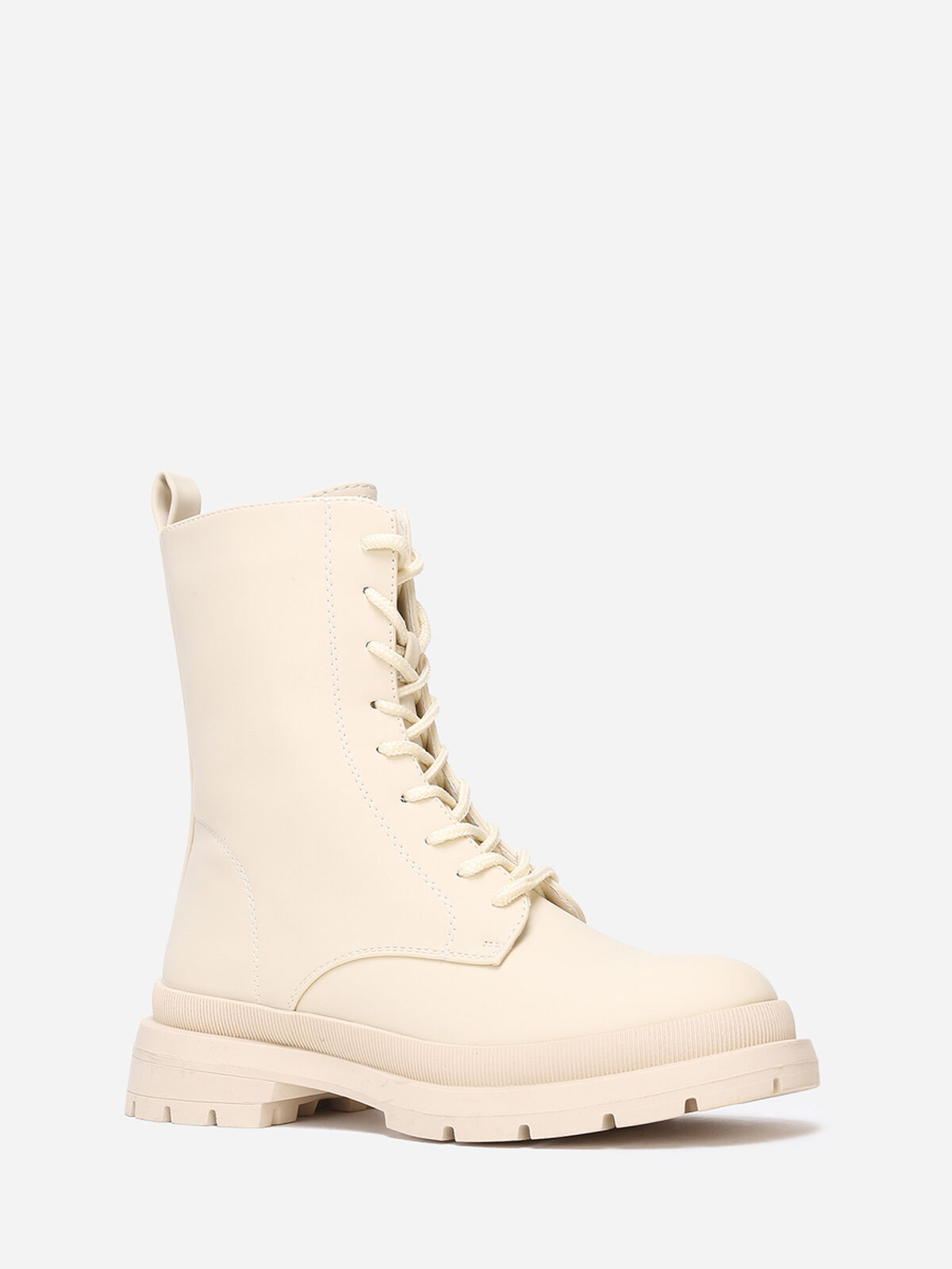 Rangers effet mat à semelle crantée en relief- Beige