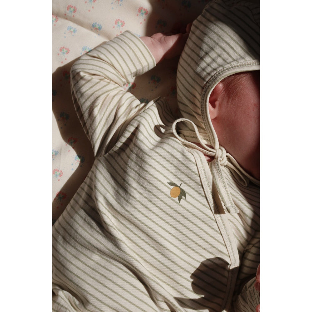 Køb Konges Sløjd Tea Stripe Basic Baby Hjelm GOTS