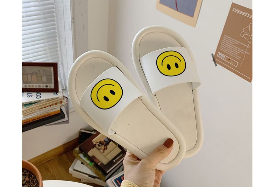 ZORI - Print Home Slippers