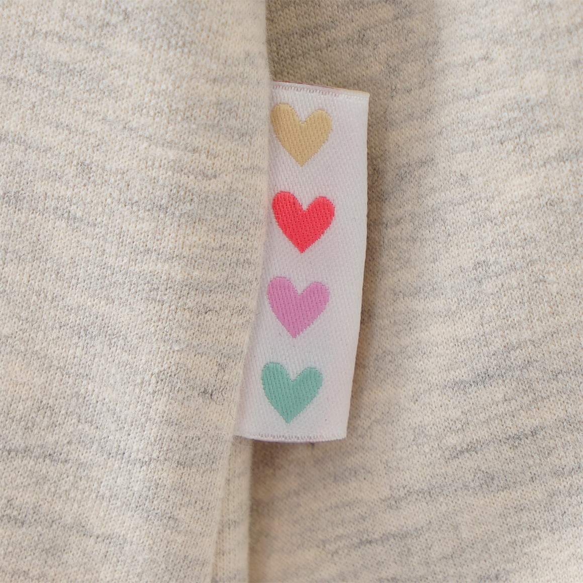 Yigga Mädchen Sweatshirt mit Herzen creme