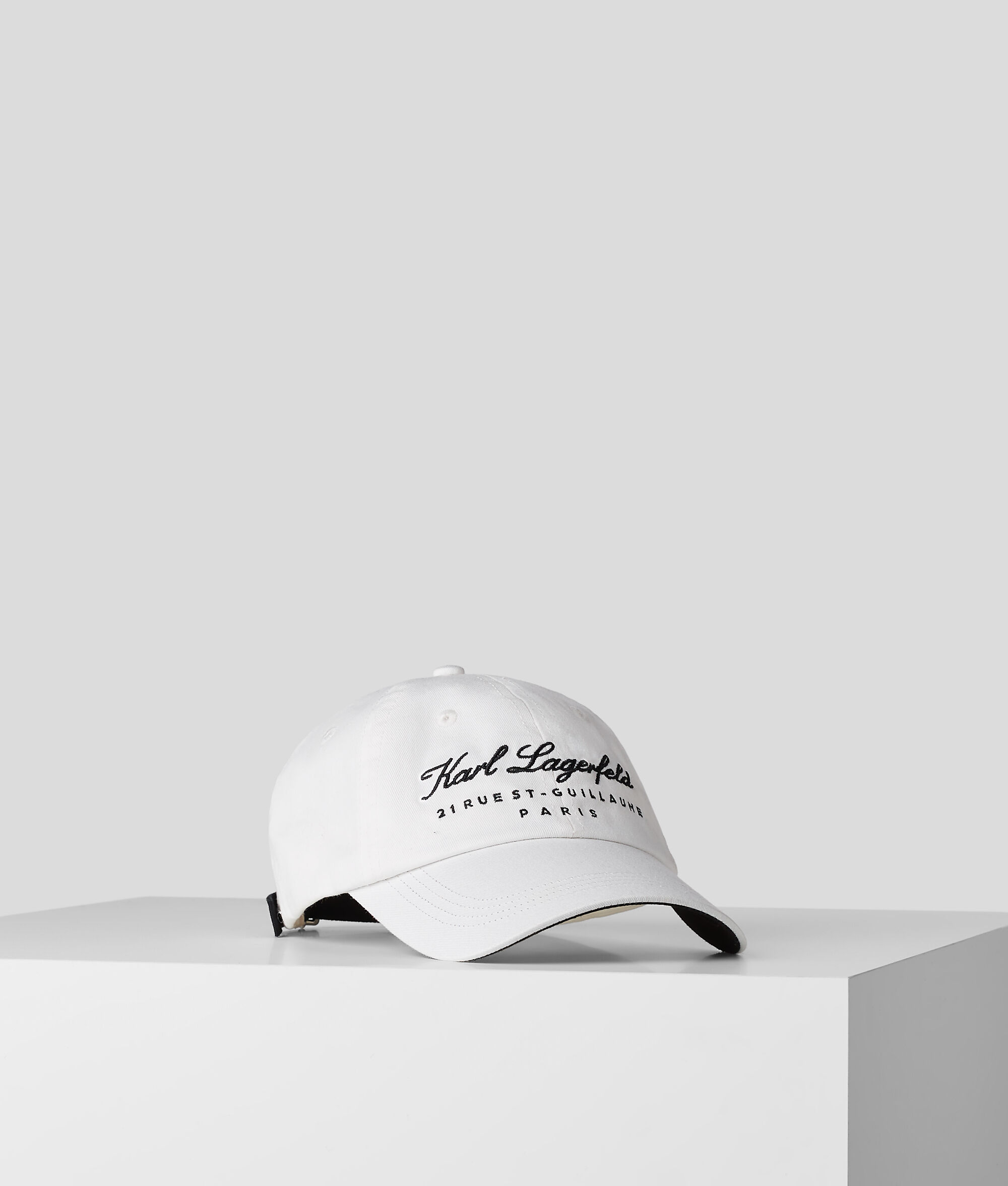 CASQUETTE HOTEL KARL