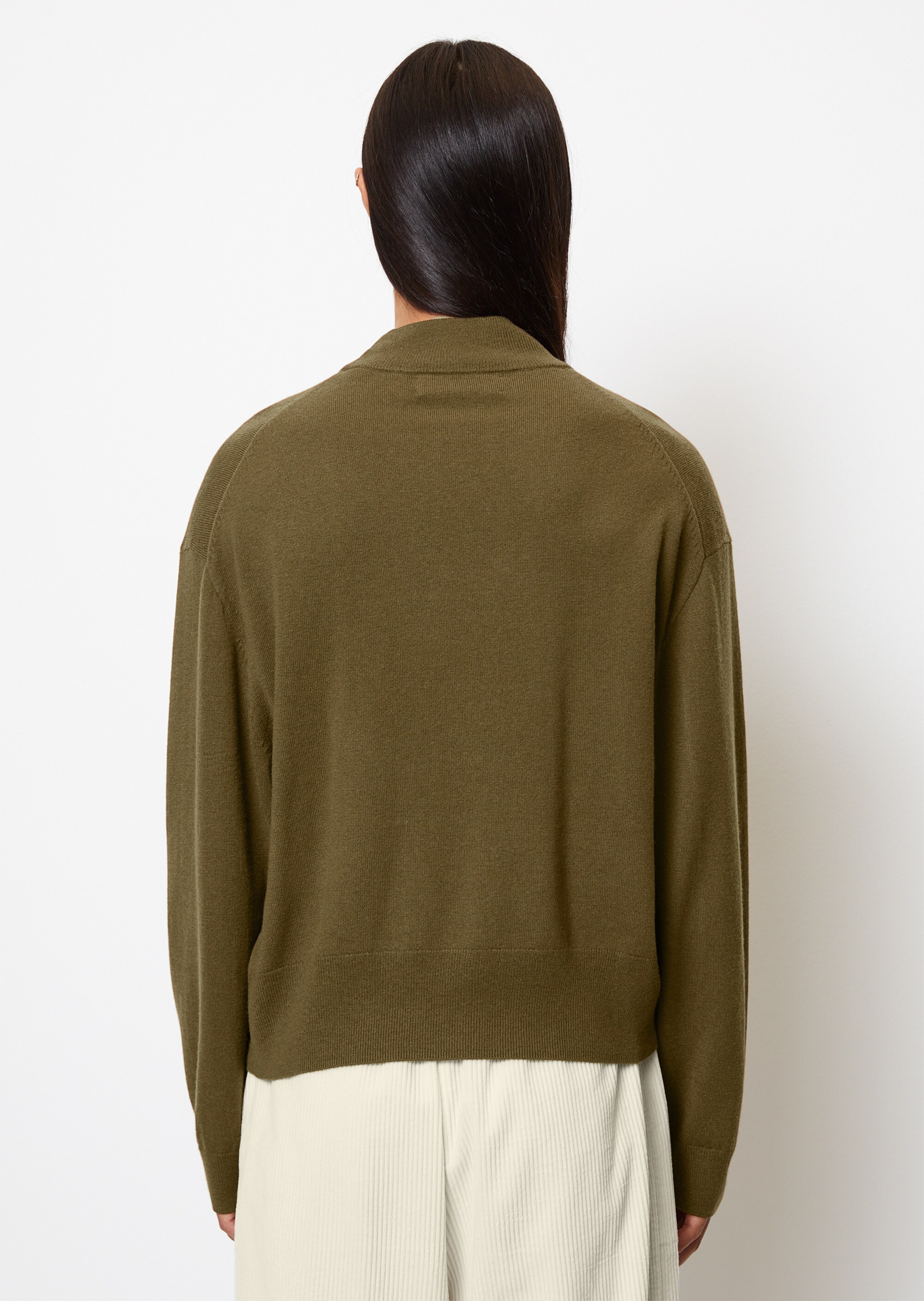 Turtleneck-Pullover loose aus Schurwolle-Viskose-Mix