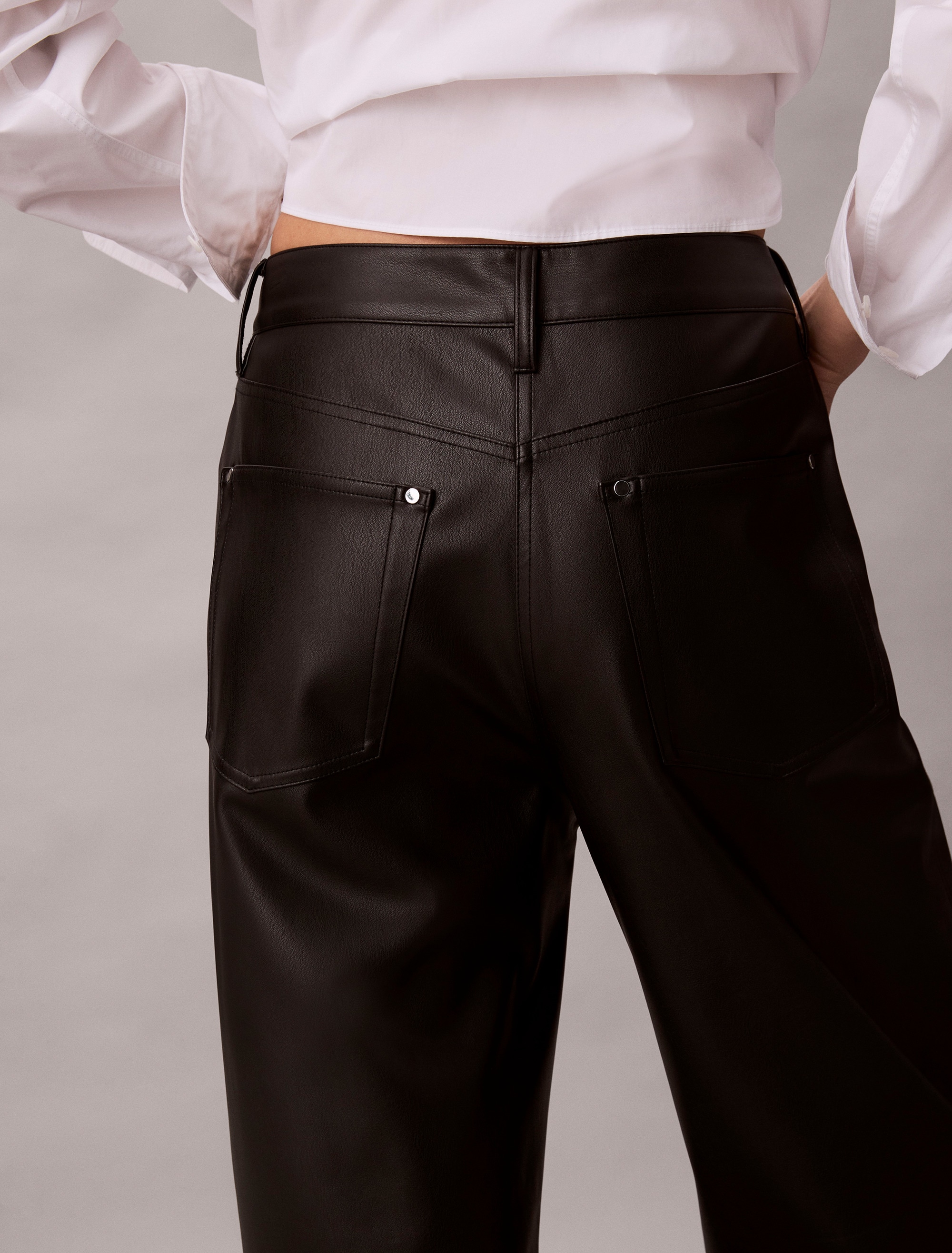 Calvin Klein Jeans Lederimitathose »FAUX LEATHER 5PKT PANT«  Regular fit