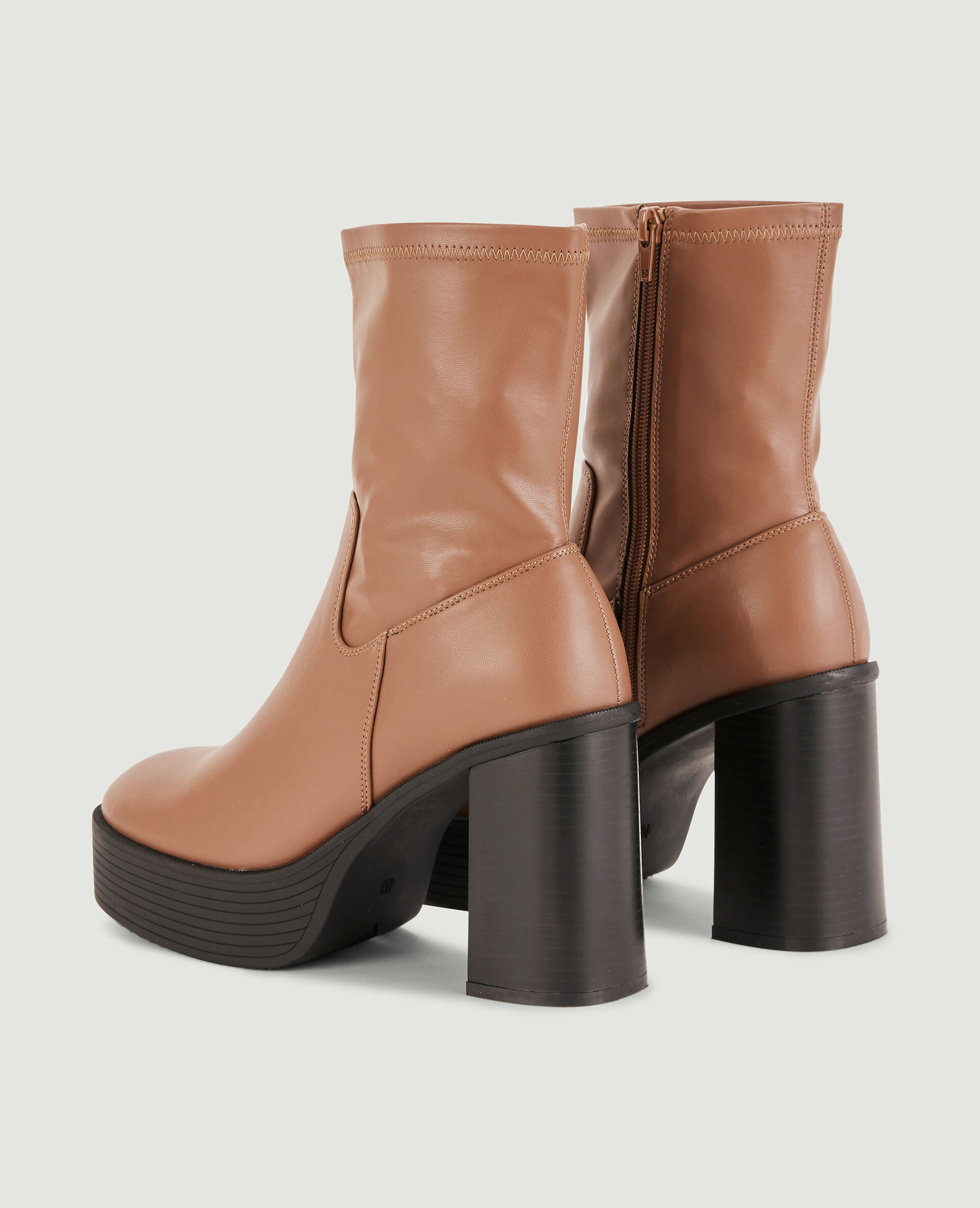 Boots plateformes talons hauts - Marron
