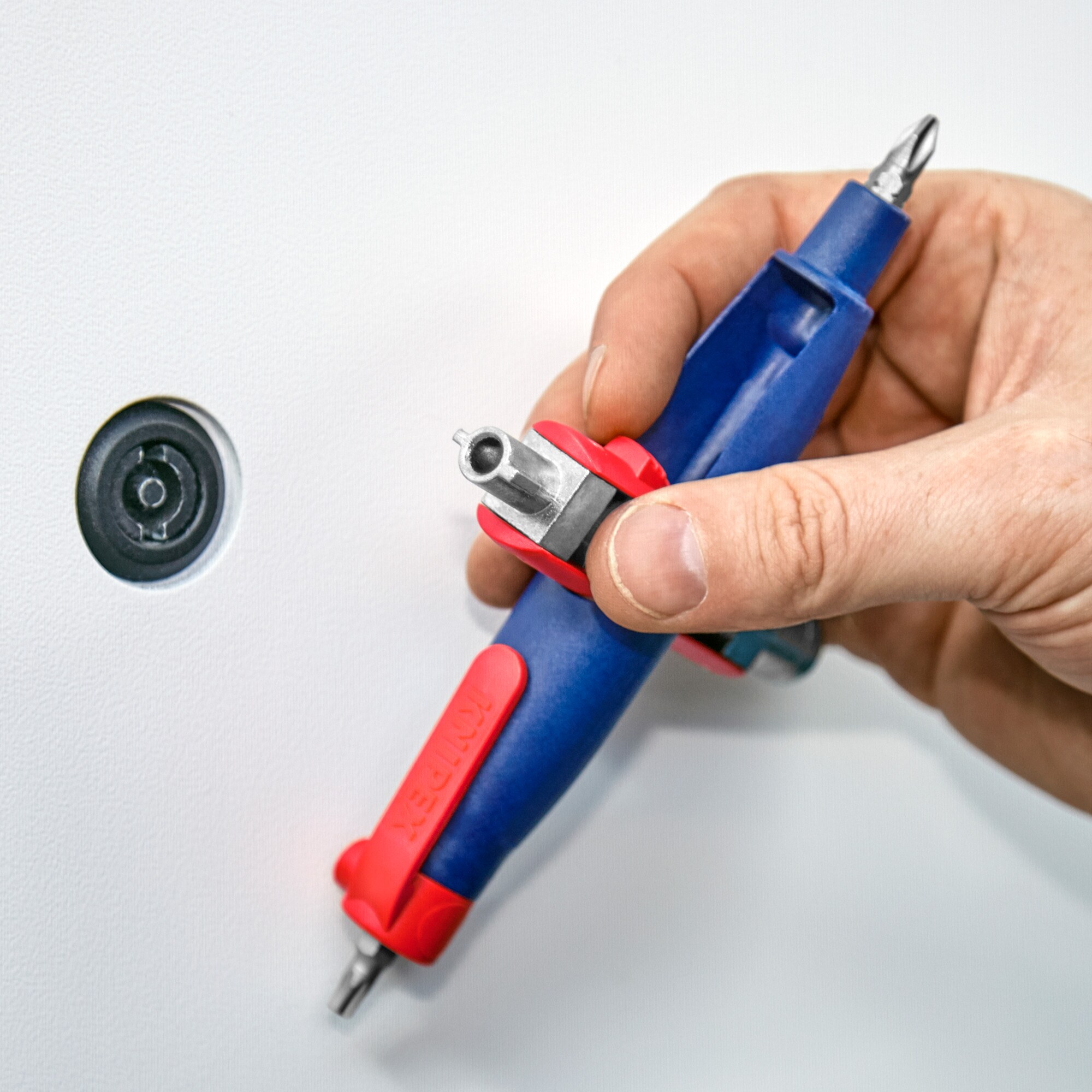 Knipex Steckschlüssel Stift-Schaltschrankschlüssel 00 11 07