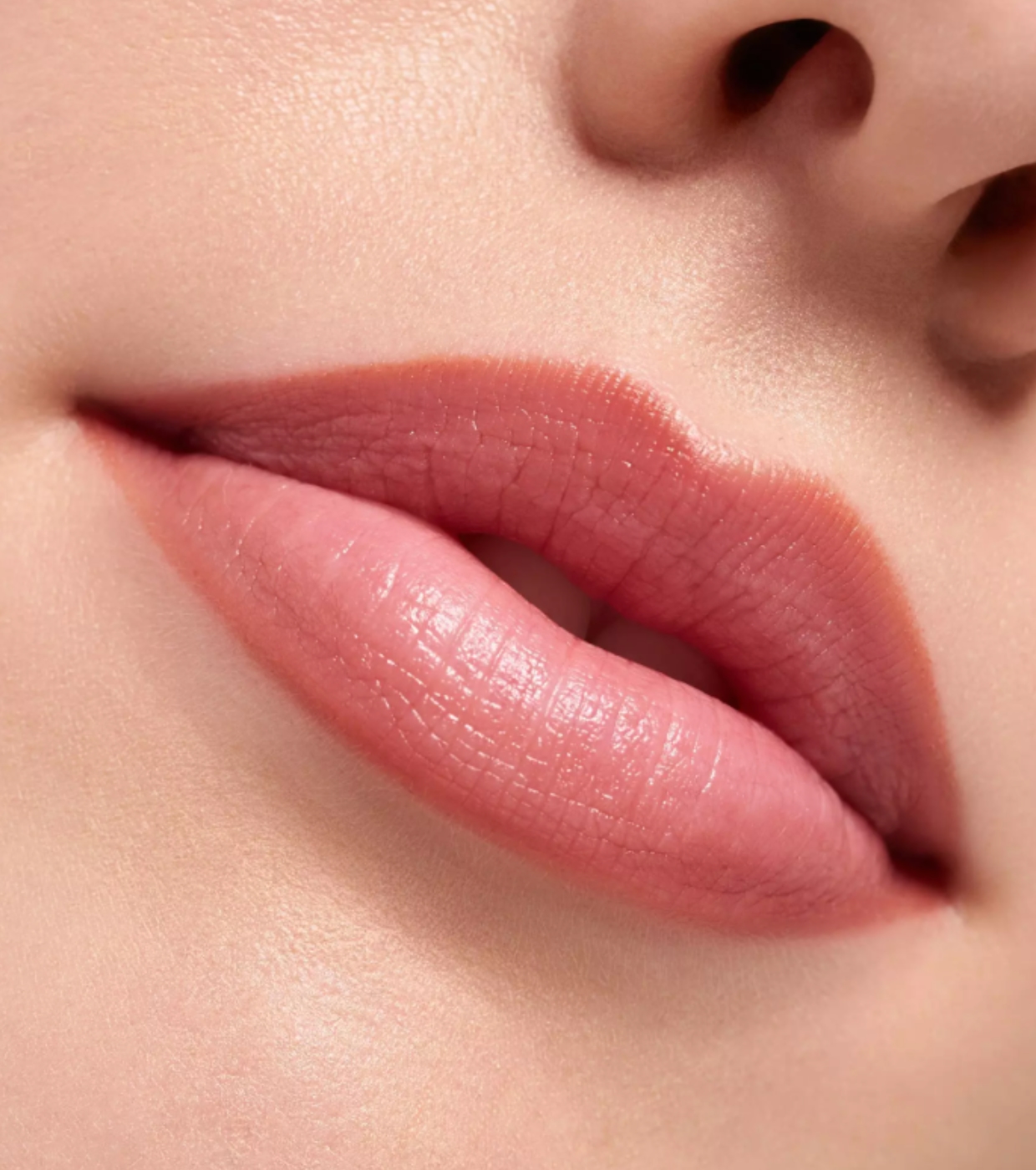 essence - Lápis de contorno labial POUTline soft glide - 01: Like To Mauve It