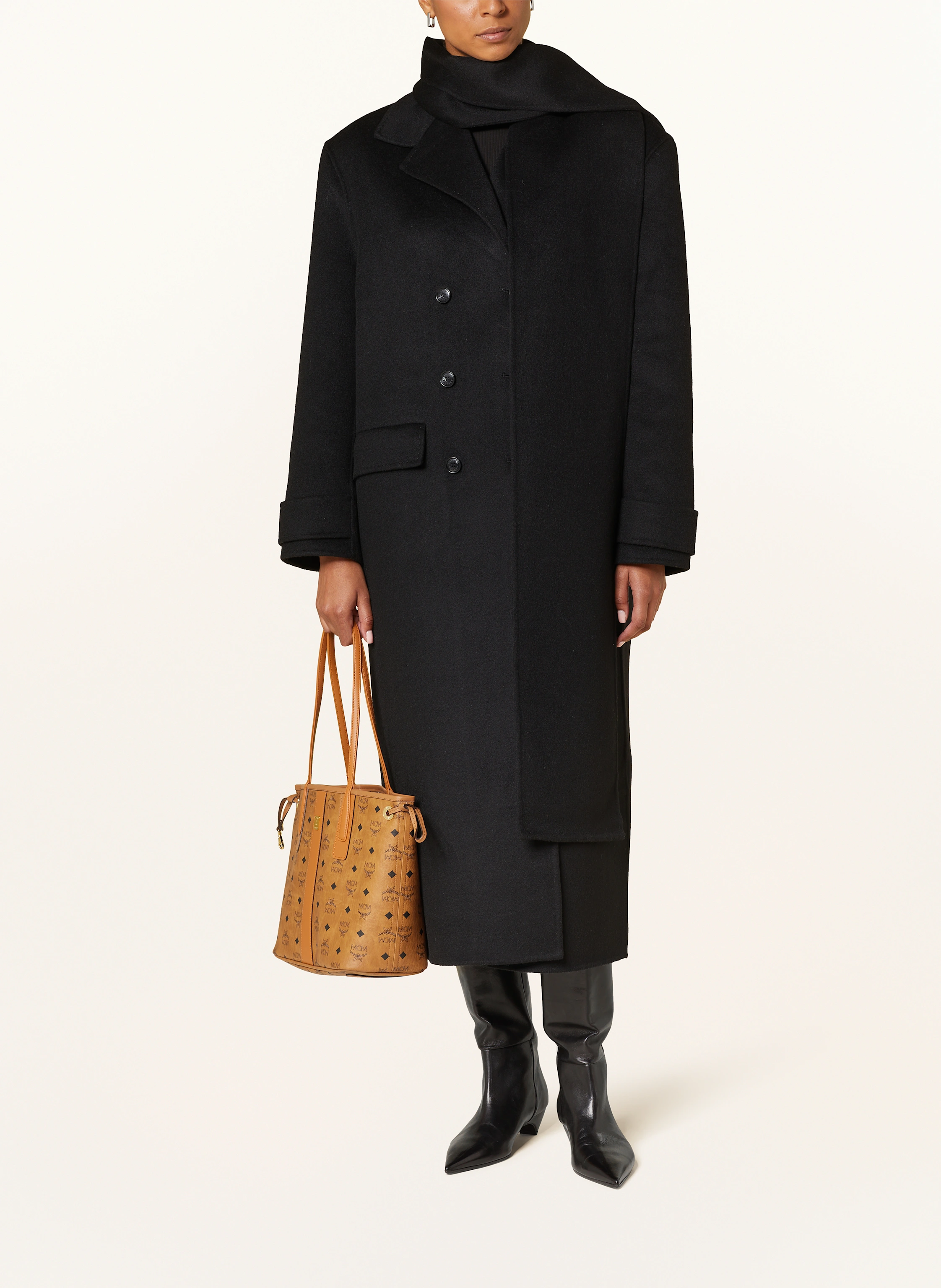 MCM Shopper LIZ SMALL zum Wenden mit Pouch