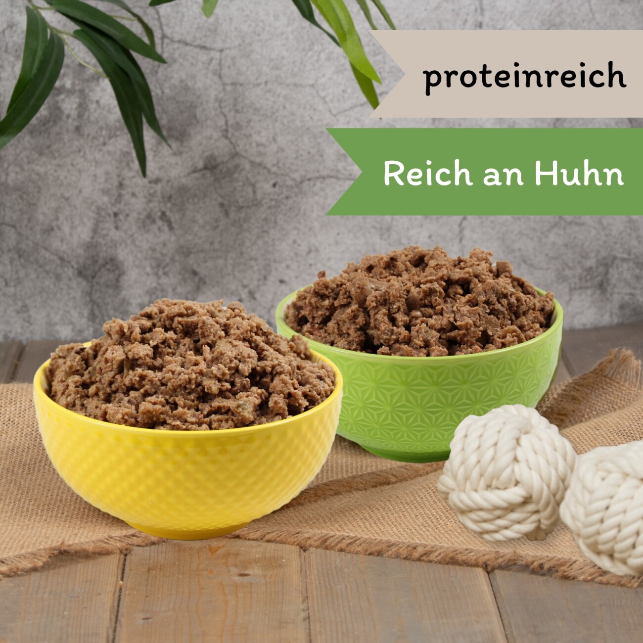 Lyra Pet Lecker.Pet Paula's Feine Paté Reich an Huhn Hundefutter Nassfutter Vollnahrung 11x150 g