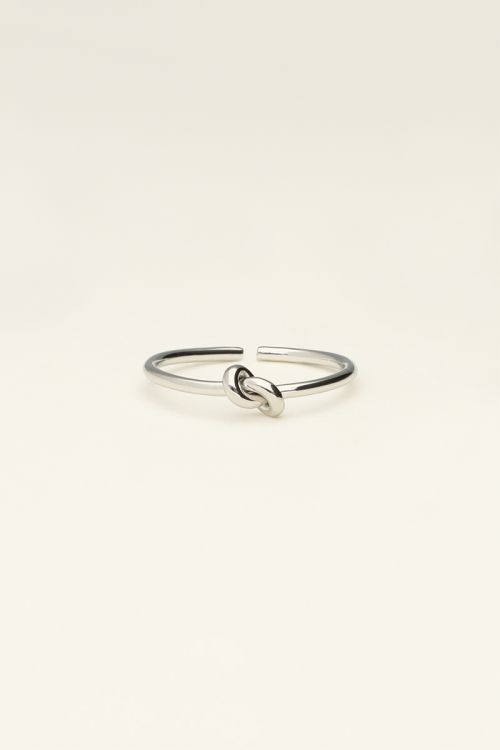Ring met knoop
