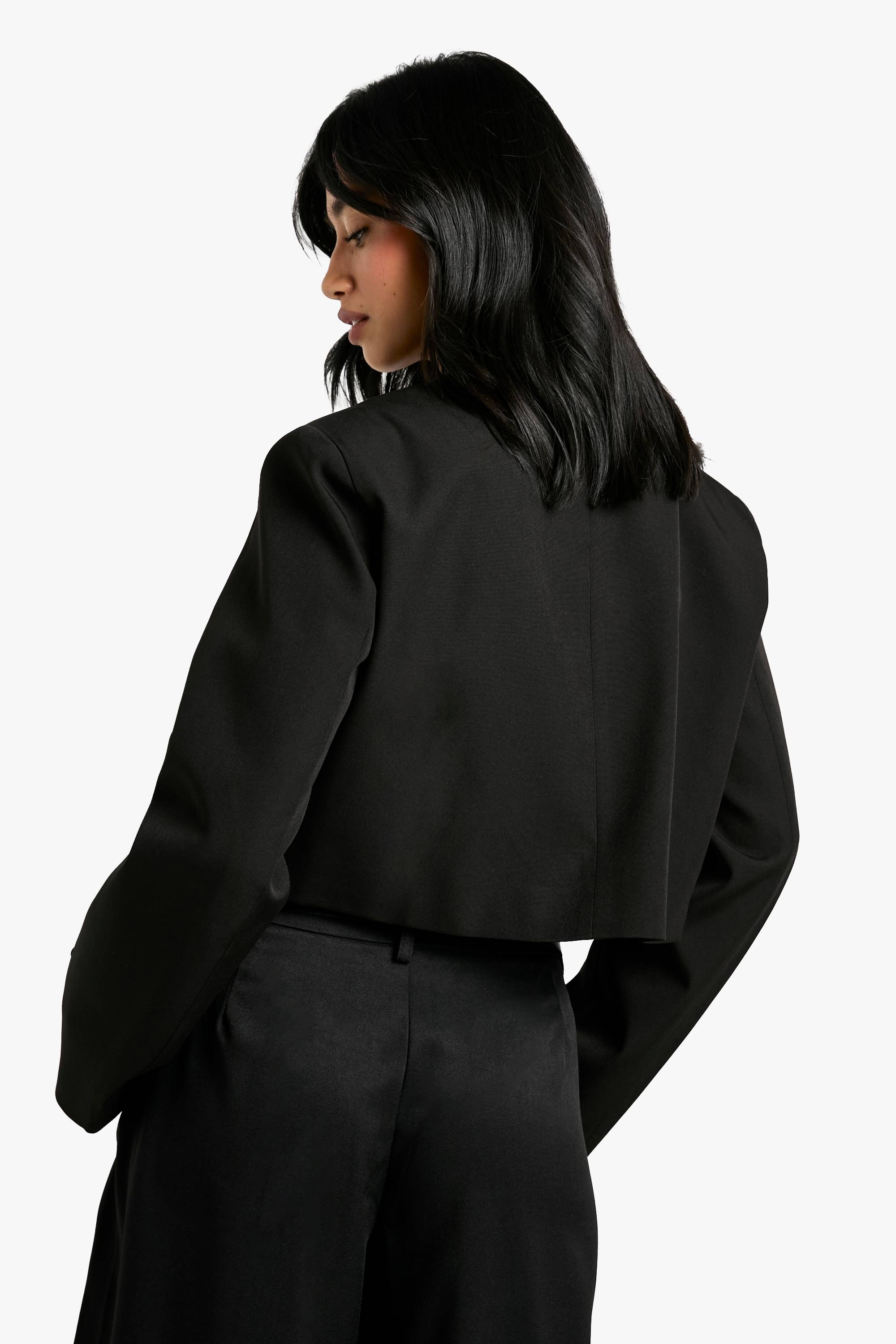 boohoo Veste Ajustée Courte À Coupe Boxy Petite Taille