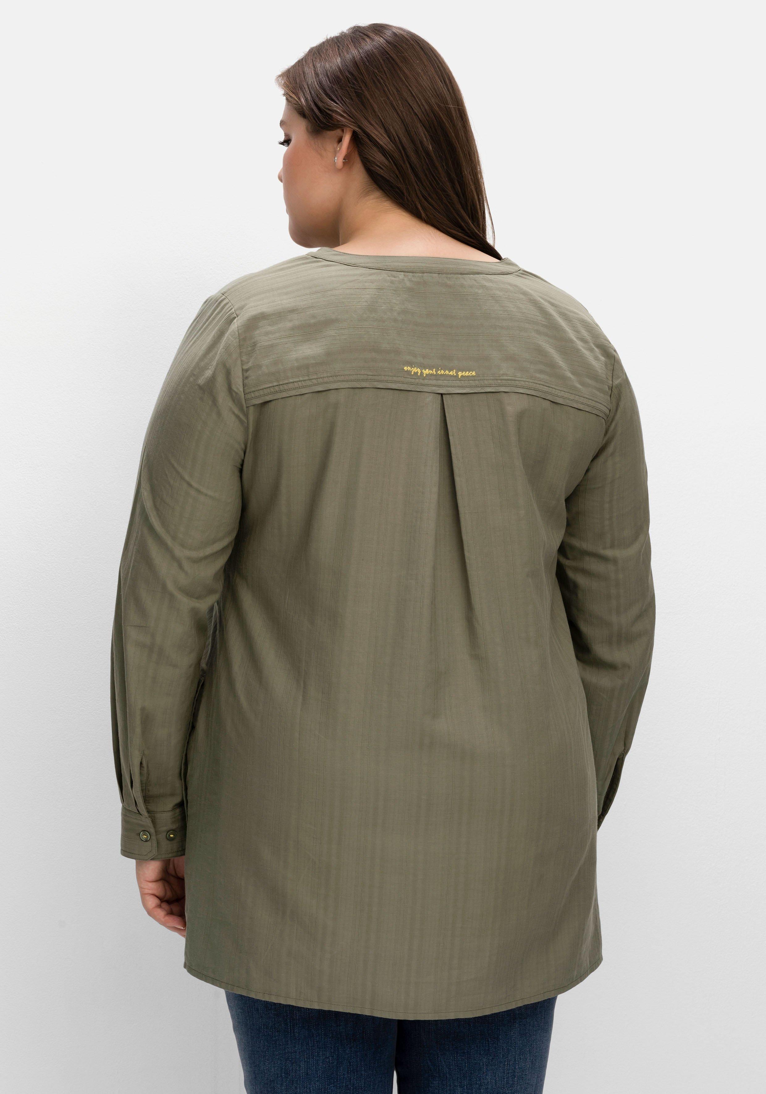 Blusenshirt in Streifenstruktur