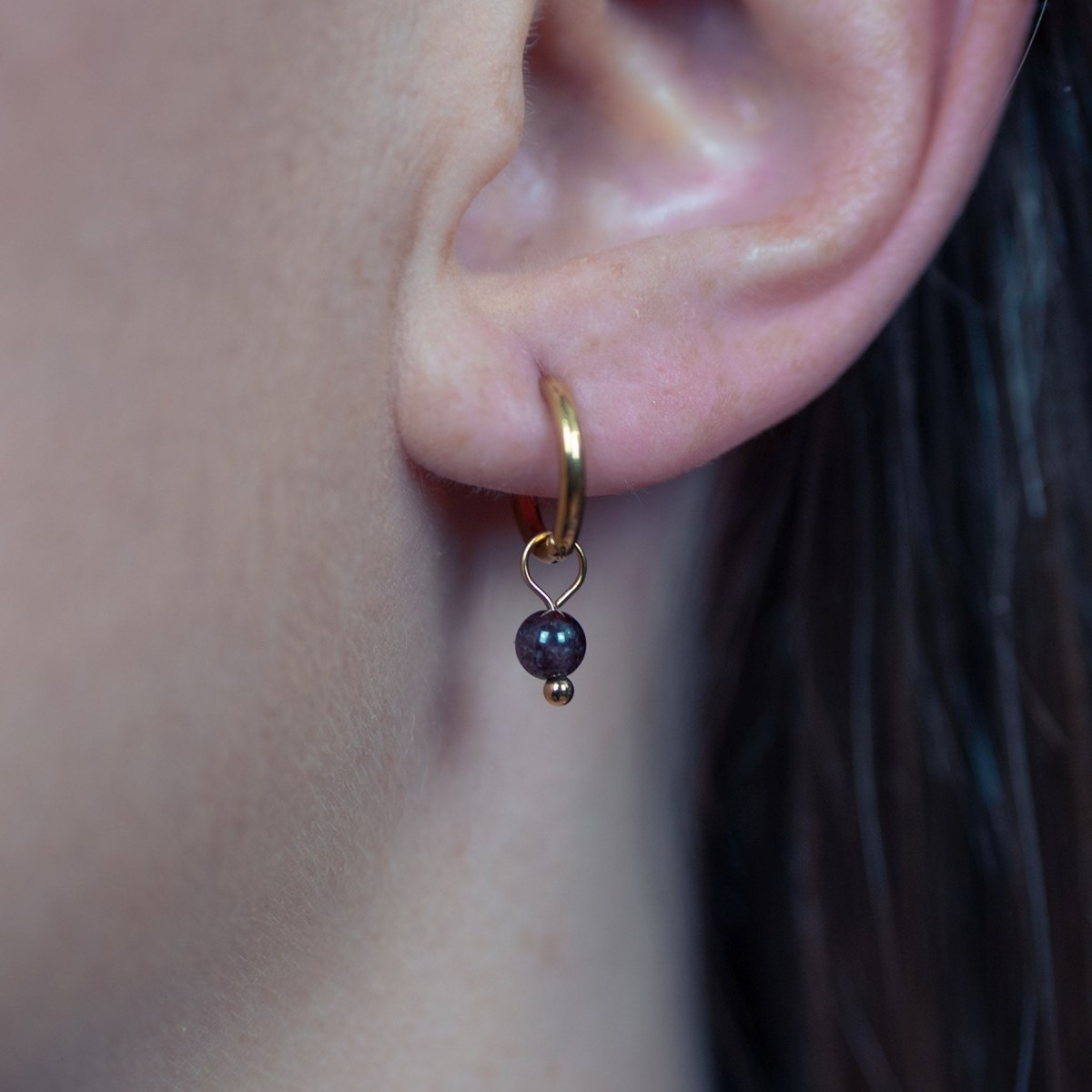 Boucles d'oreilles créoles Serena en pierres Grenat