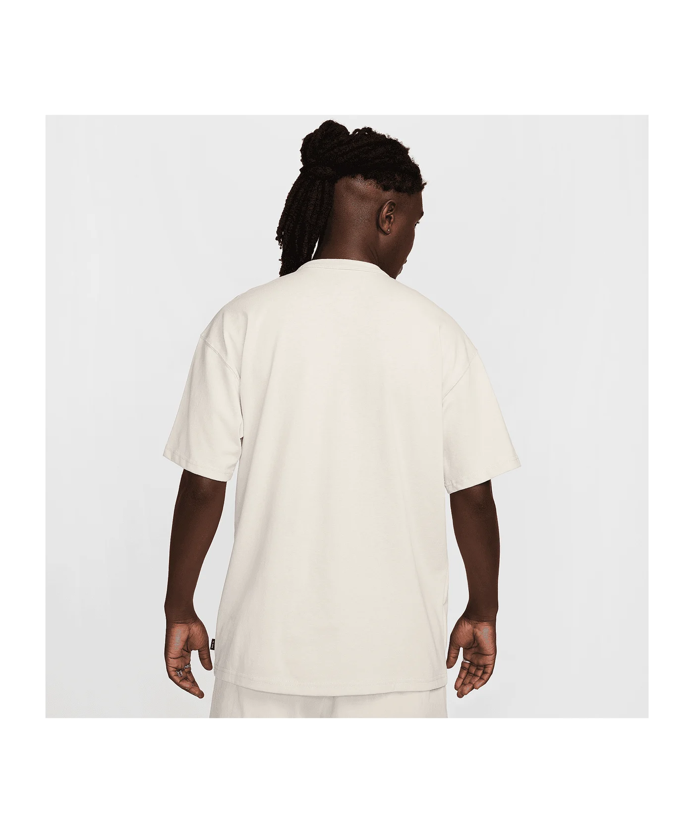 Nike Essential T-Shirt Braun F104