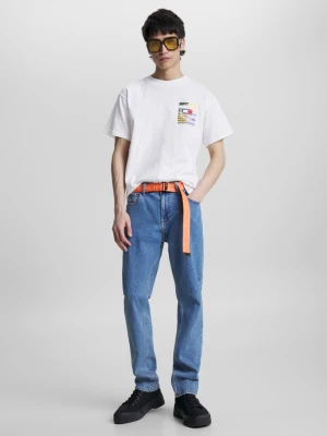 Camiseta Relaxed Fit com Emblema da Bandeira nas Costas