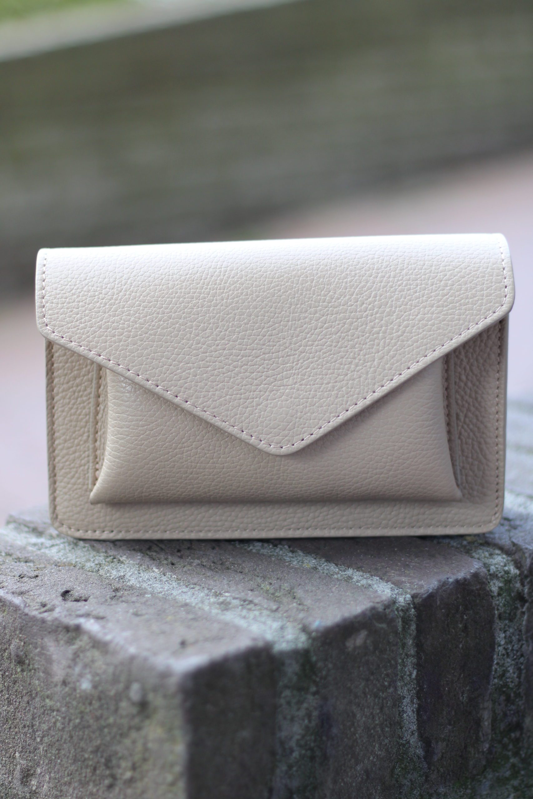 Juul Bag - Taupe