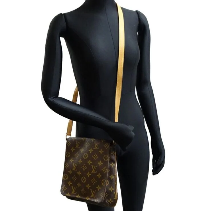 Louis Vuitton Vintage Louis Vuitton Musette Salsa Brown