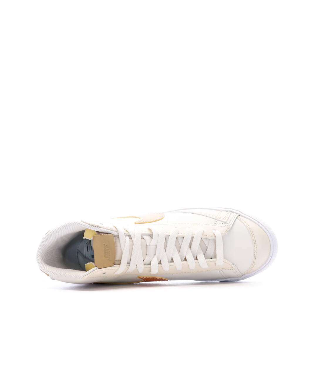 Baskets Beige Homme Nike Mid 77 Emb