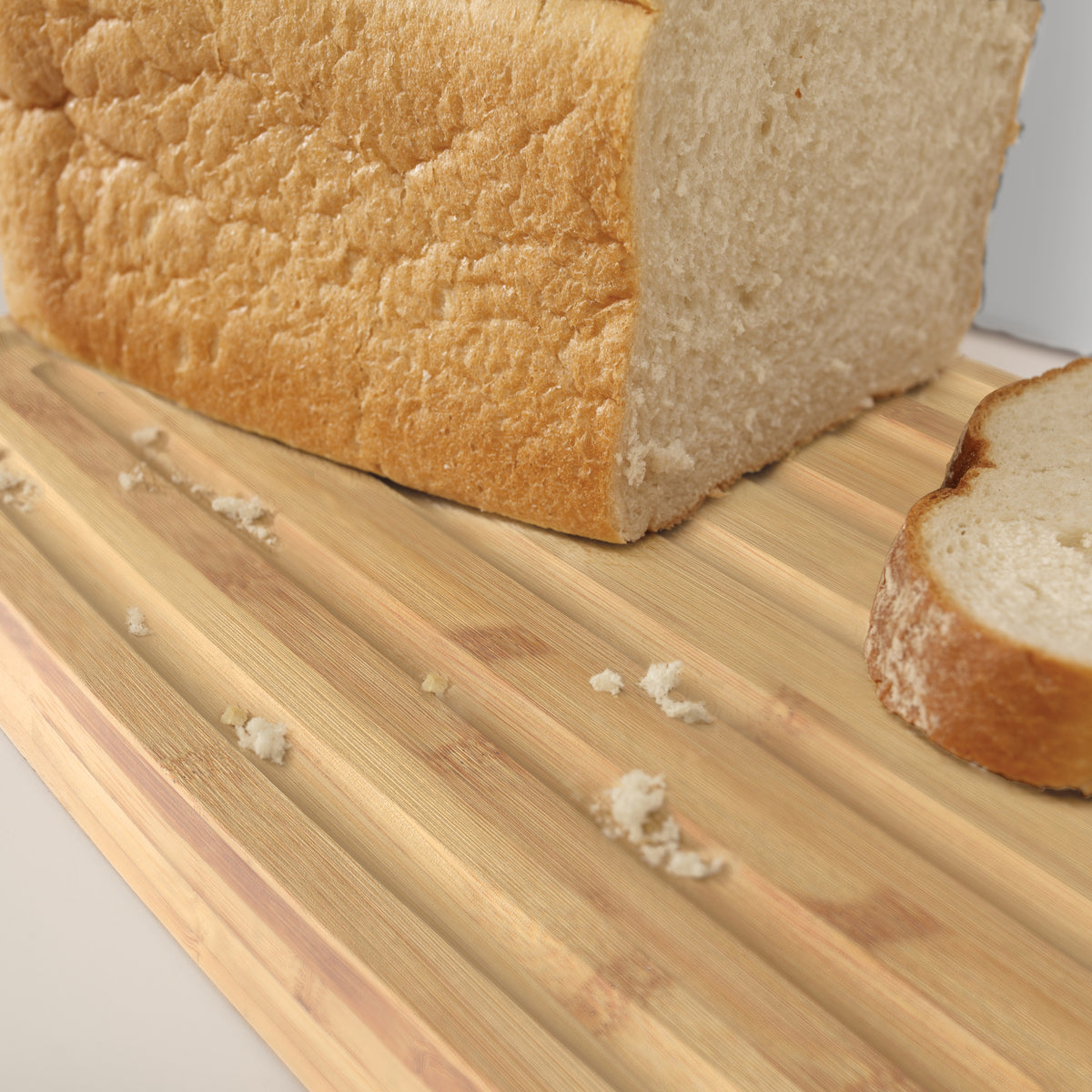 Joseph Joseph Bread Bin Broodtrommel met Snijplank