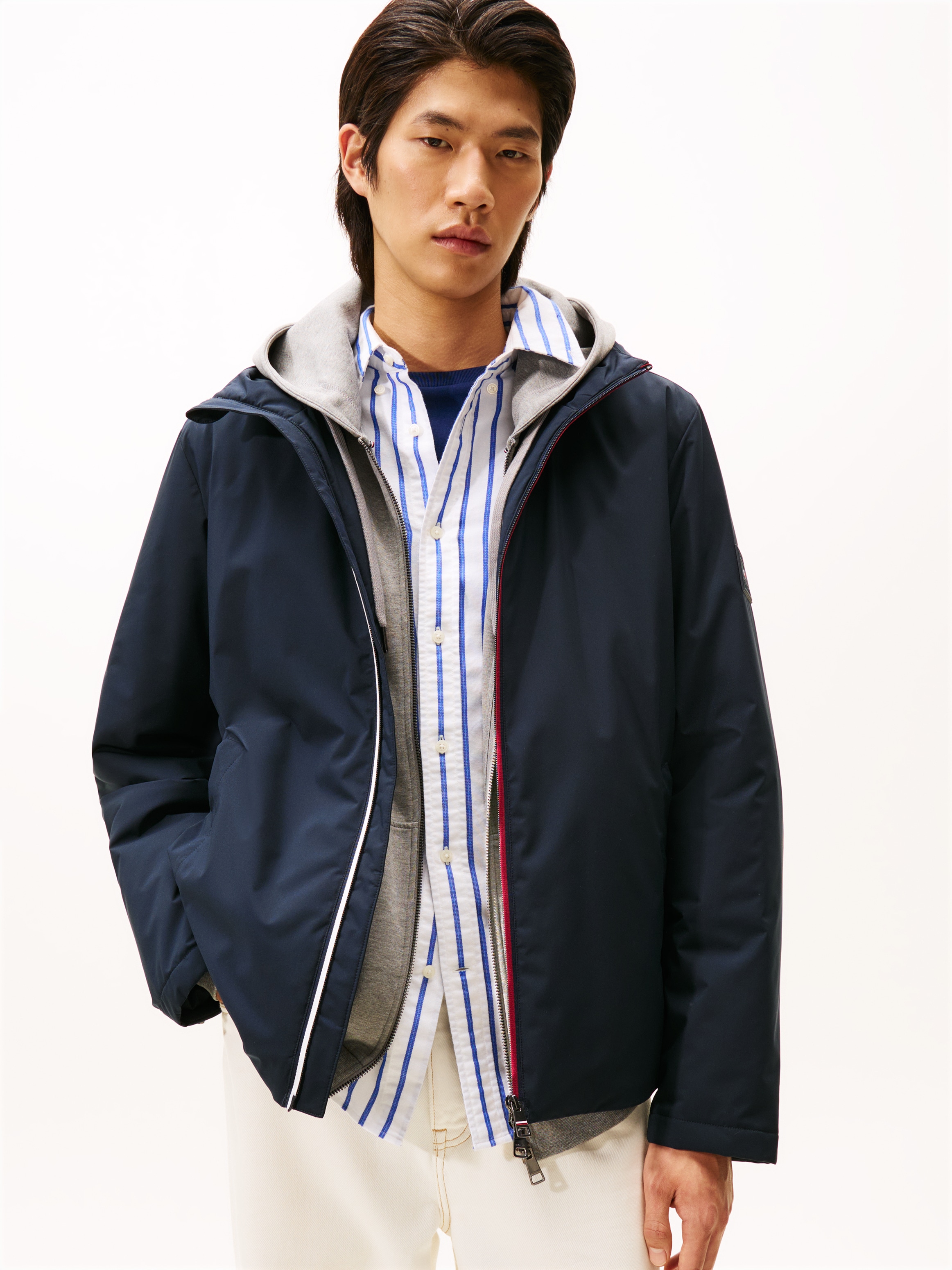Tommy Hilfiger Funktionsjacke »HOODED JACKET« mit Kapuze Kapuzenjacke Freizeitjacke Übergangsjacke Funktionsjacke