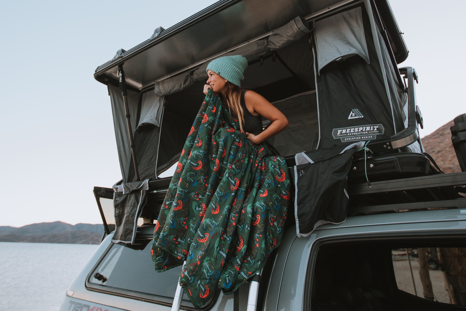 Thermarest Juno Campingdecke 183 x 114 cm Fun Guy Print