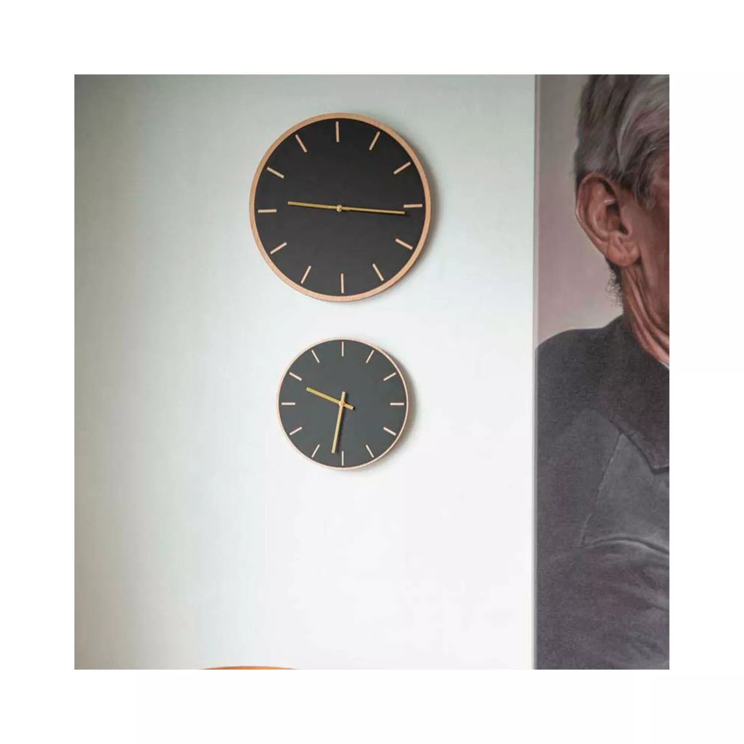 Hemverk Oak Nero Vægur 703402028103