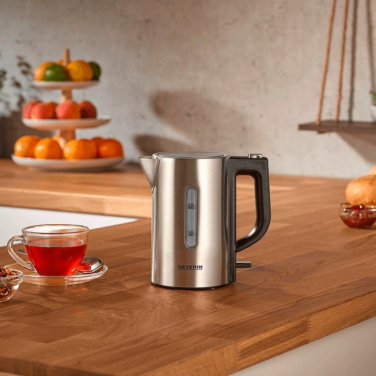 Severin WK 3647 Mini Reise-Wasserkocher 1100 W silber