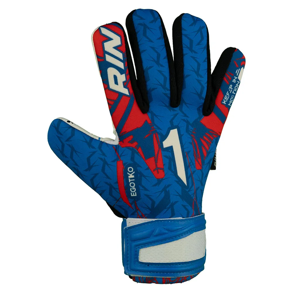 Rinat Egotiko como luvas de goleiro