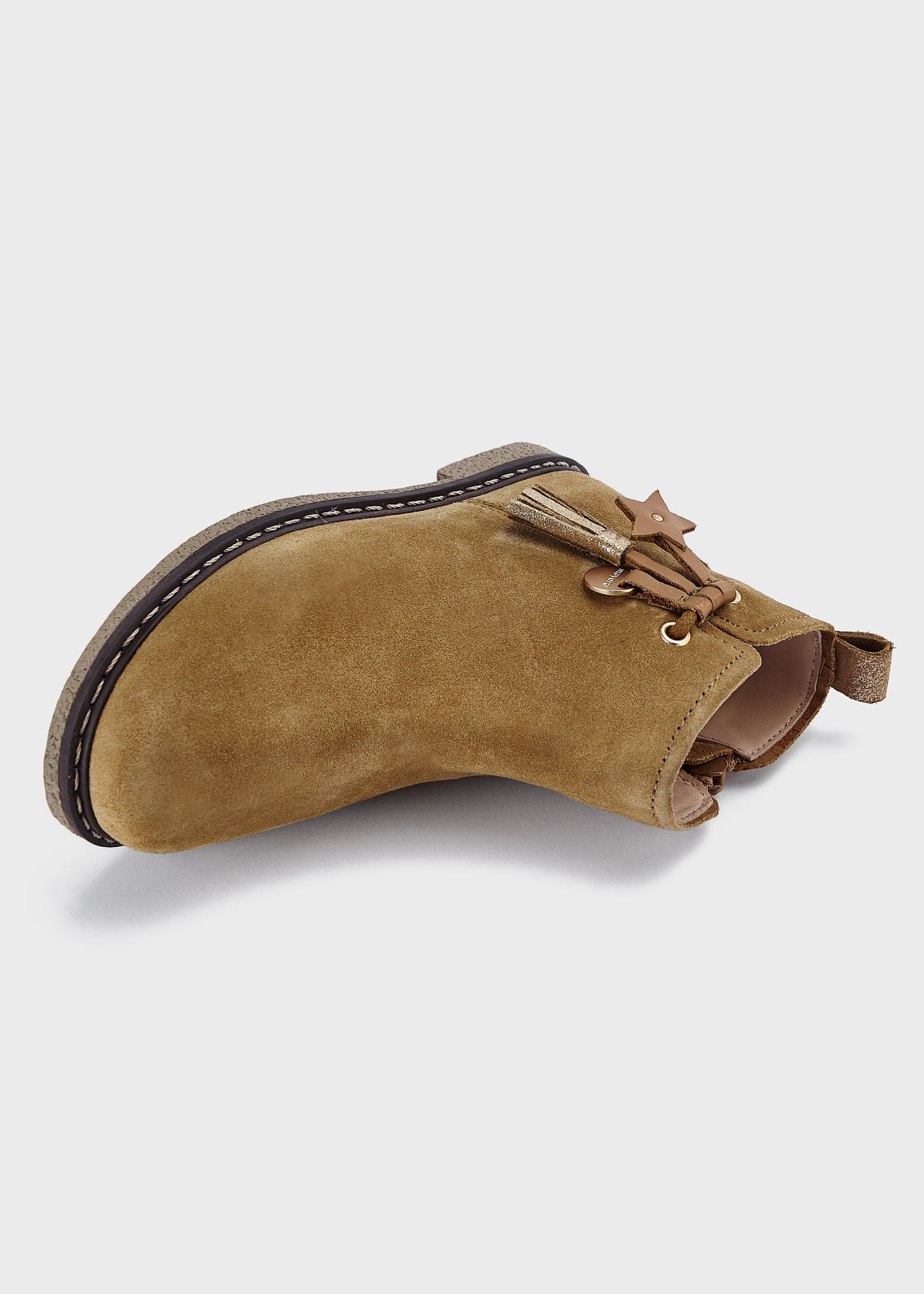 Botas de tornozelo em couro sustentável para meninas